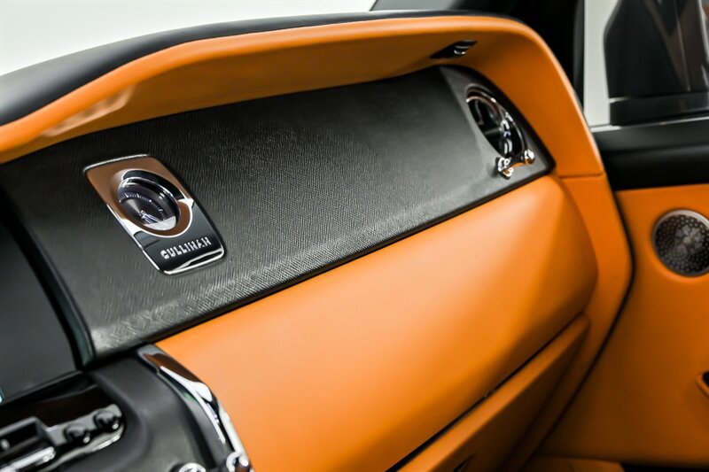 Used 2023 Rolls-Royce Cullinan AWD/4WD image 41