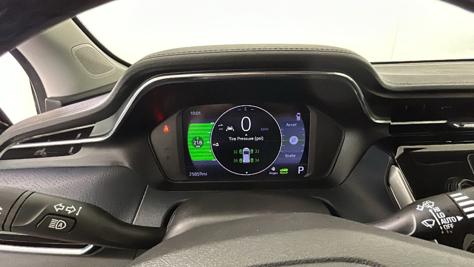 Used 2023 Chevrolet Bolt EUV Premier FWD image 20