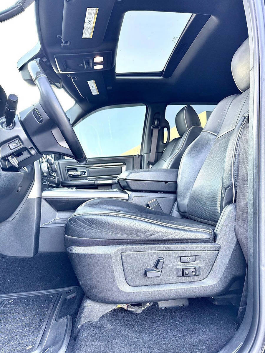 Used 2018 RAM 1500 Limited AWD/4WD image 34