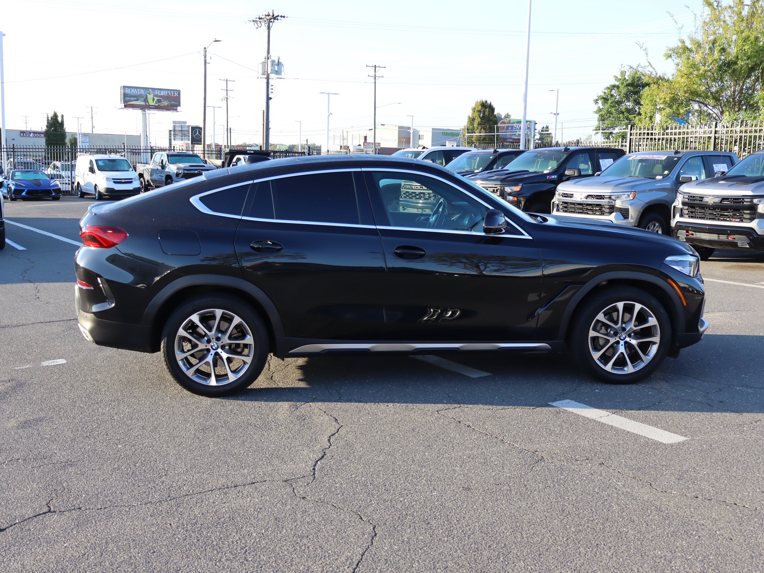 Used 2022 BMW X6 xDrive40i w/ Premium Package AWD/4WD image 22