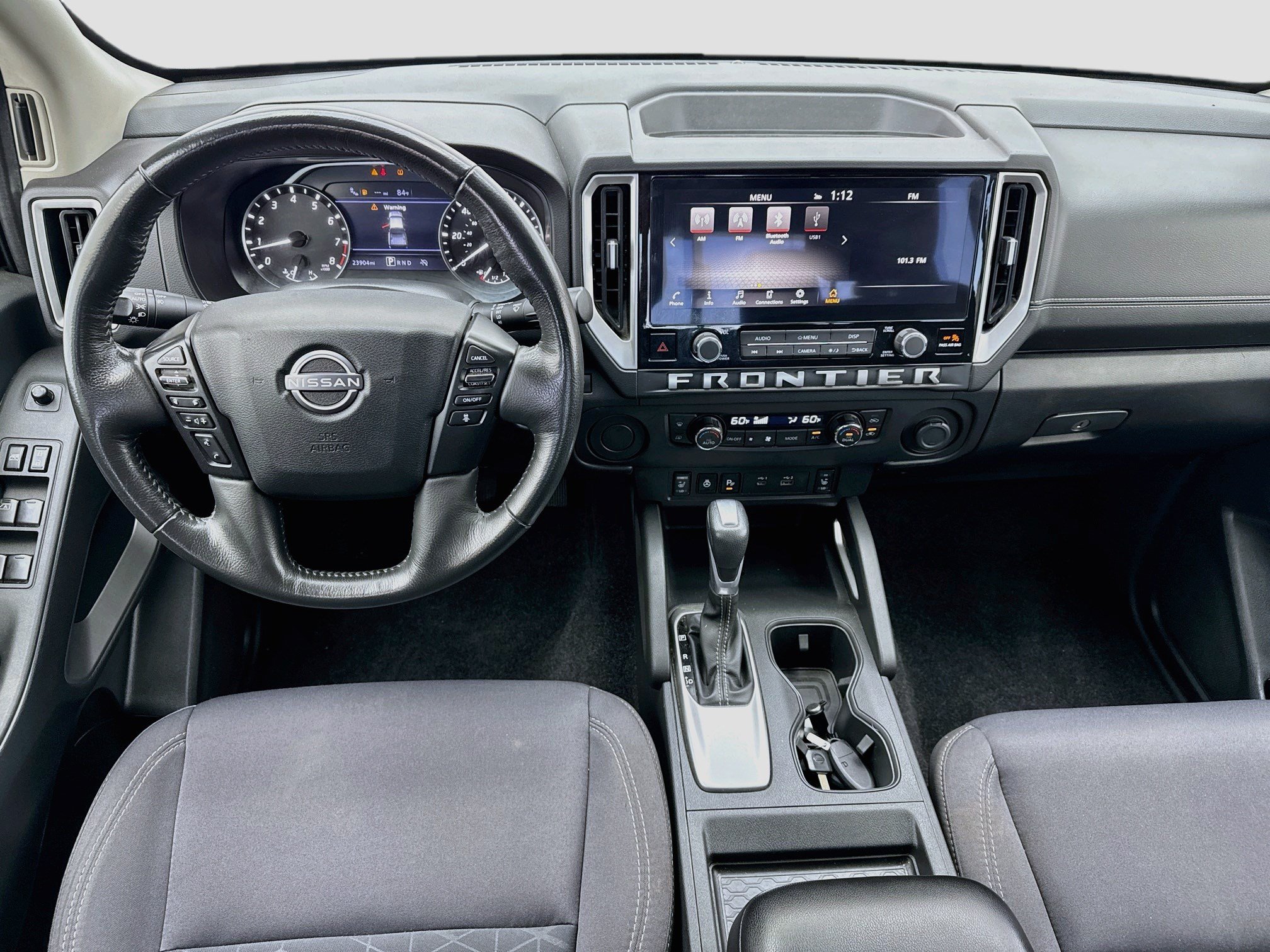 Used 2025 Nissan Frontier SV w/ SV Convenience Package RWD image 14