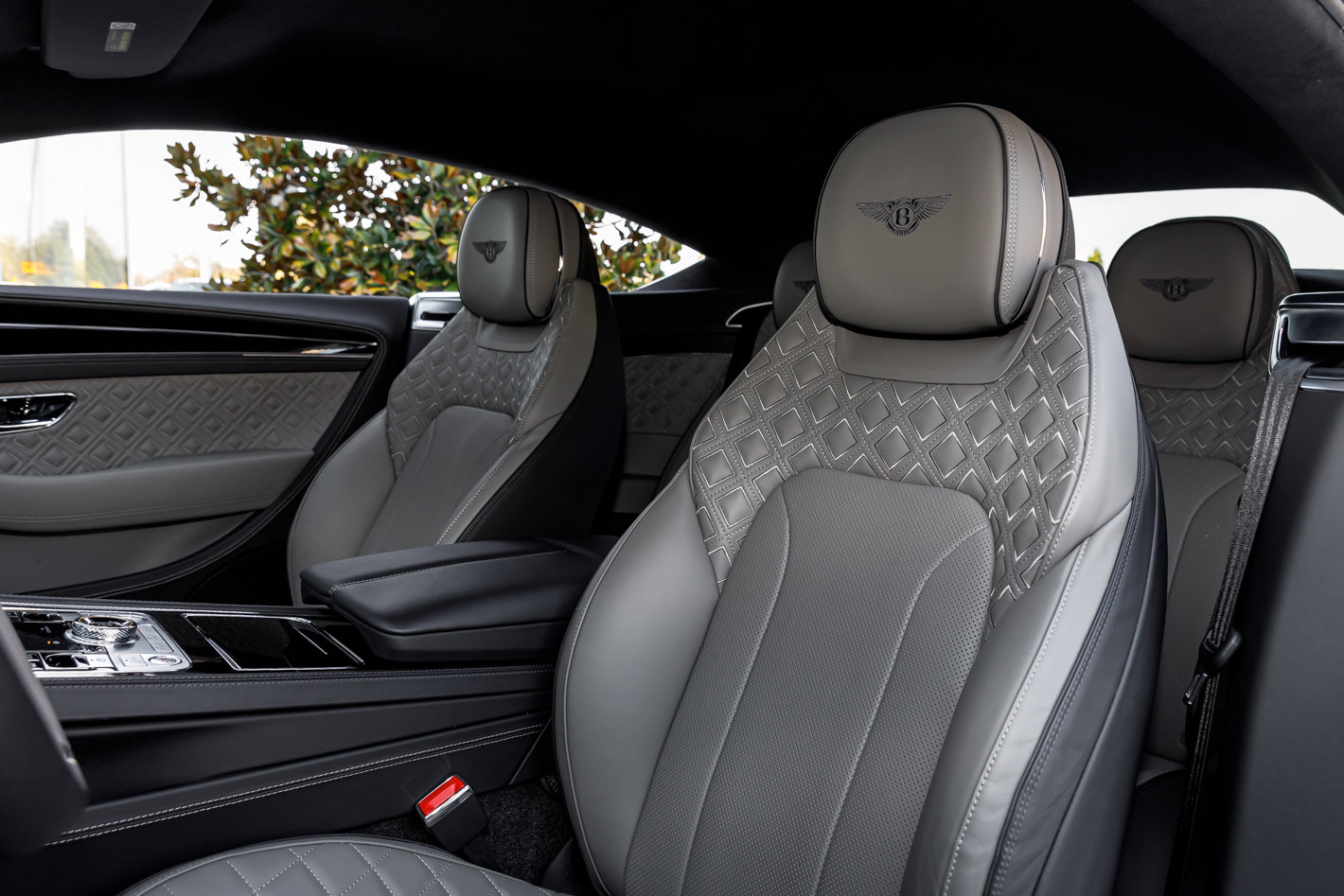 Used 2023 Bentley Continental GT Azure image 20