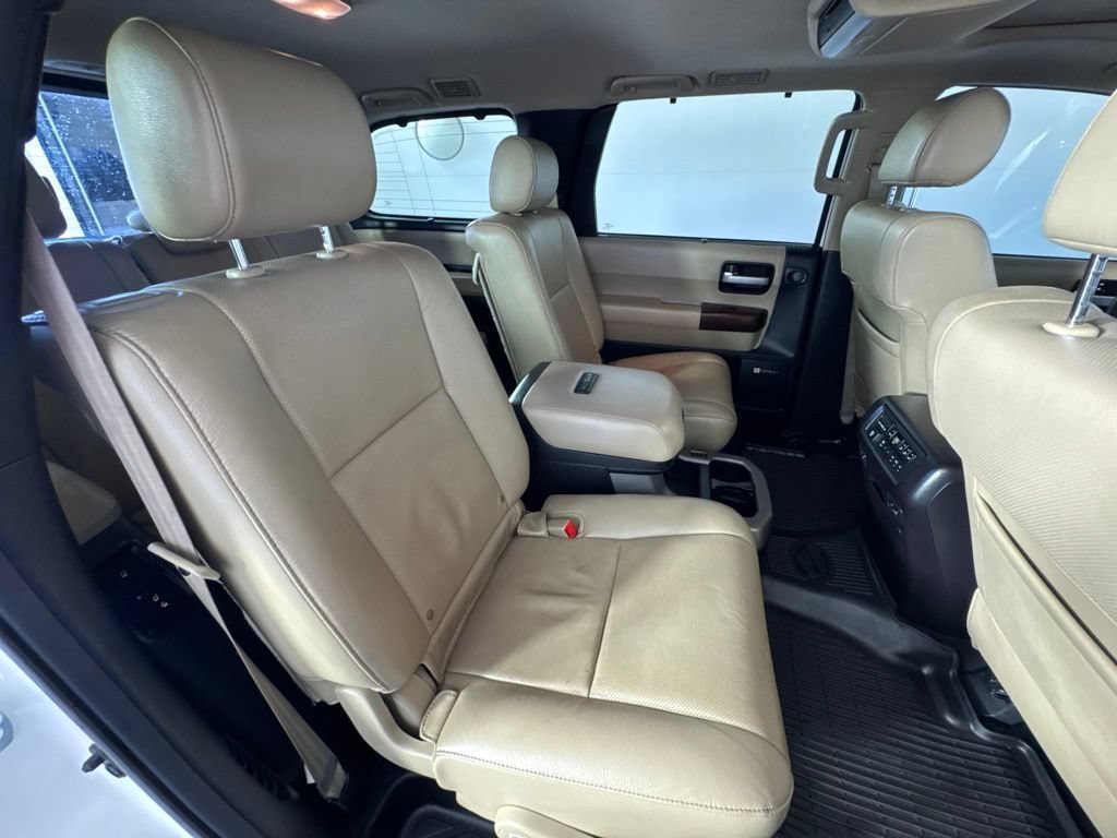 Used 2017 Toyota Sequoia Platinum AWD/4WD image 45