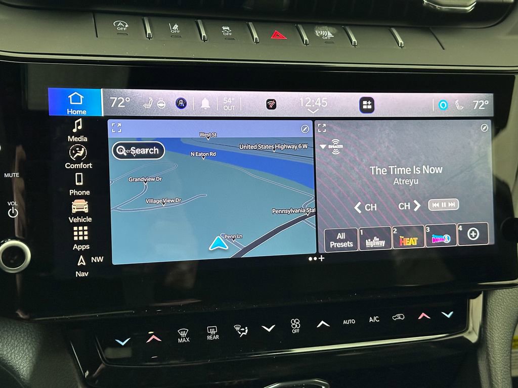 New 2026 Jeep Grand Cherokee Altitude image 30