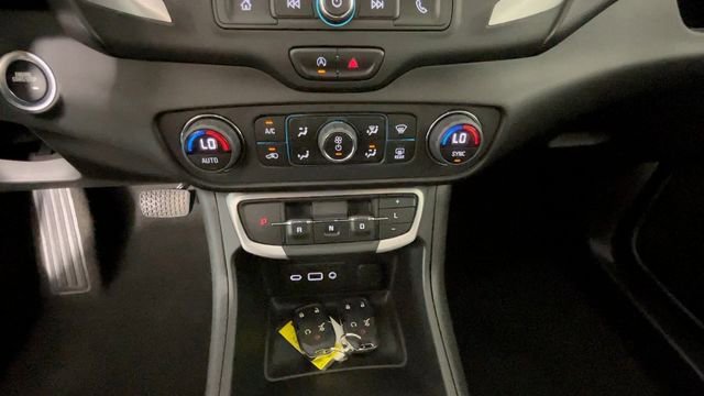 Used 2023 GMC Terrain SLE w/ Driver Convenience Package AWD/4WD image 28