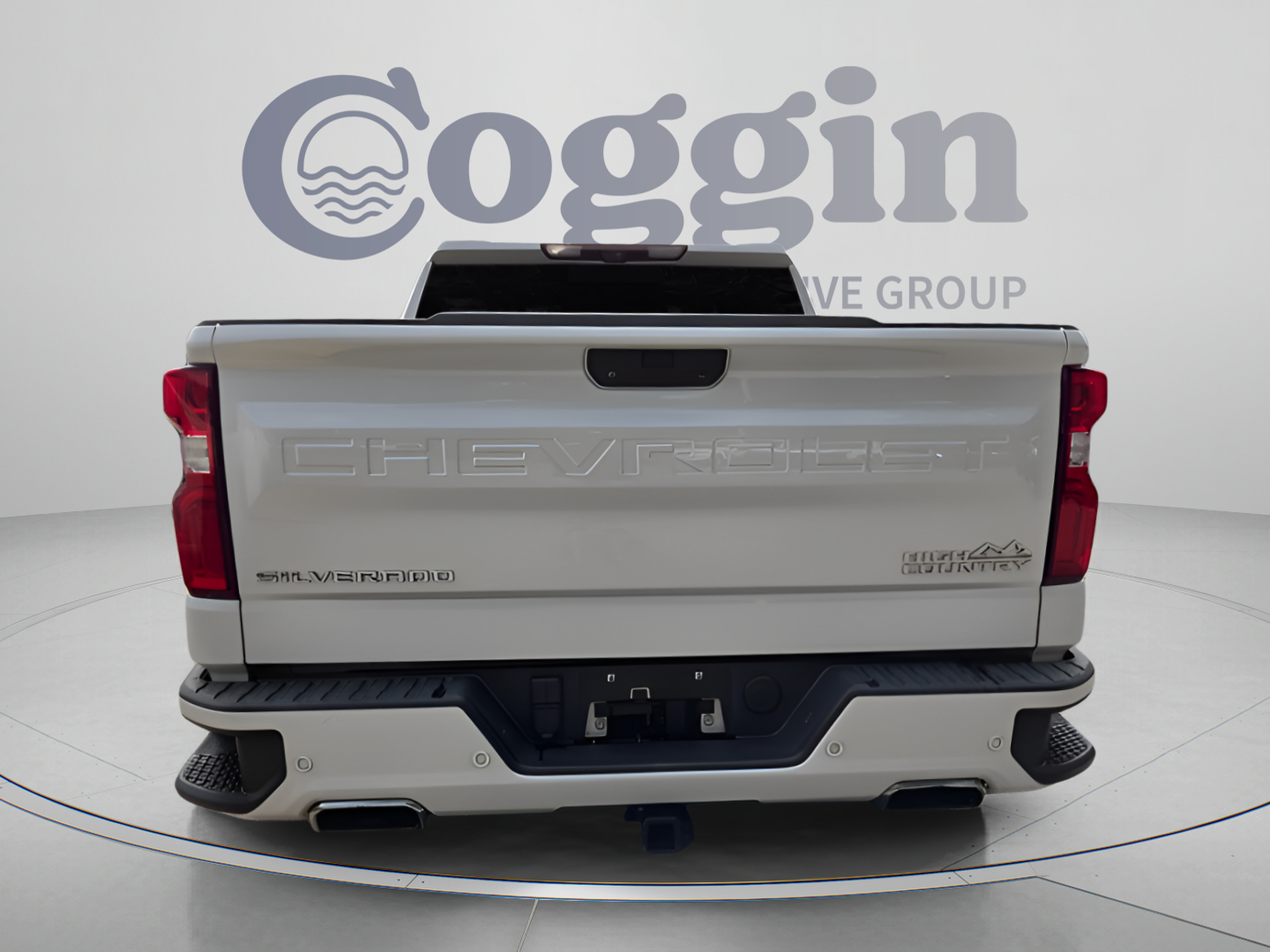 Certified 2021 Chevrolet Silverado 1500 High Country w/ Technology Package AWD/4WD image 4