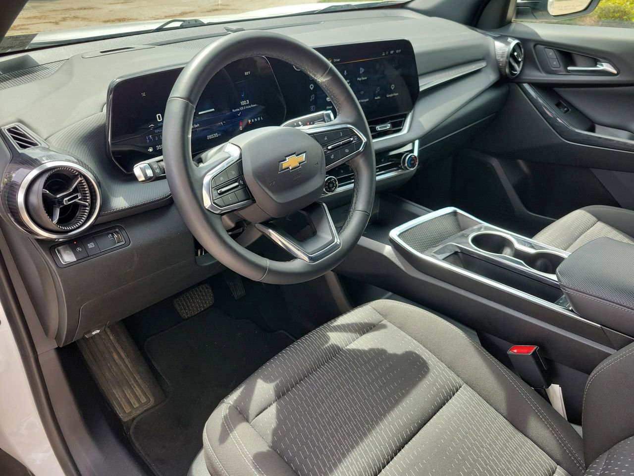 Used 2025 Chevrolet Equinox LT image 14