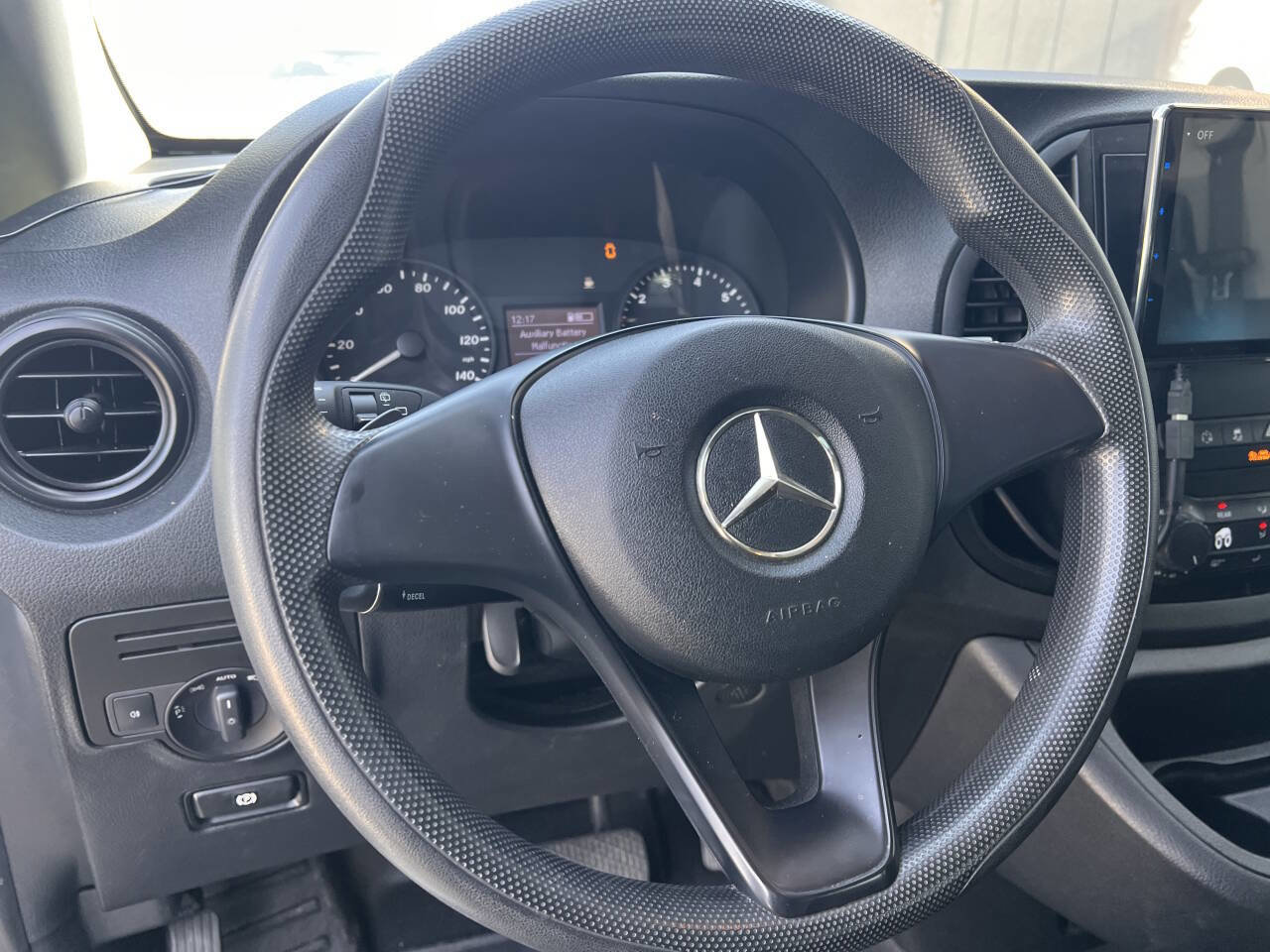 Used 2017 Mercedes-Benz Metris Passenger image 10