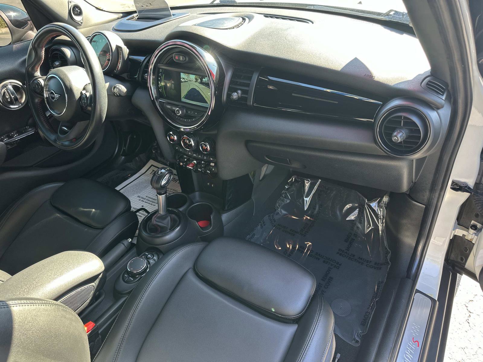 Used 2019 MINI Cooper S image 25
