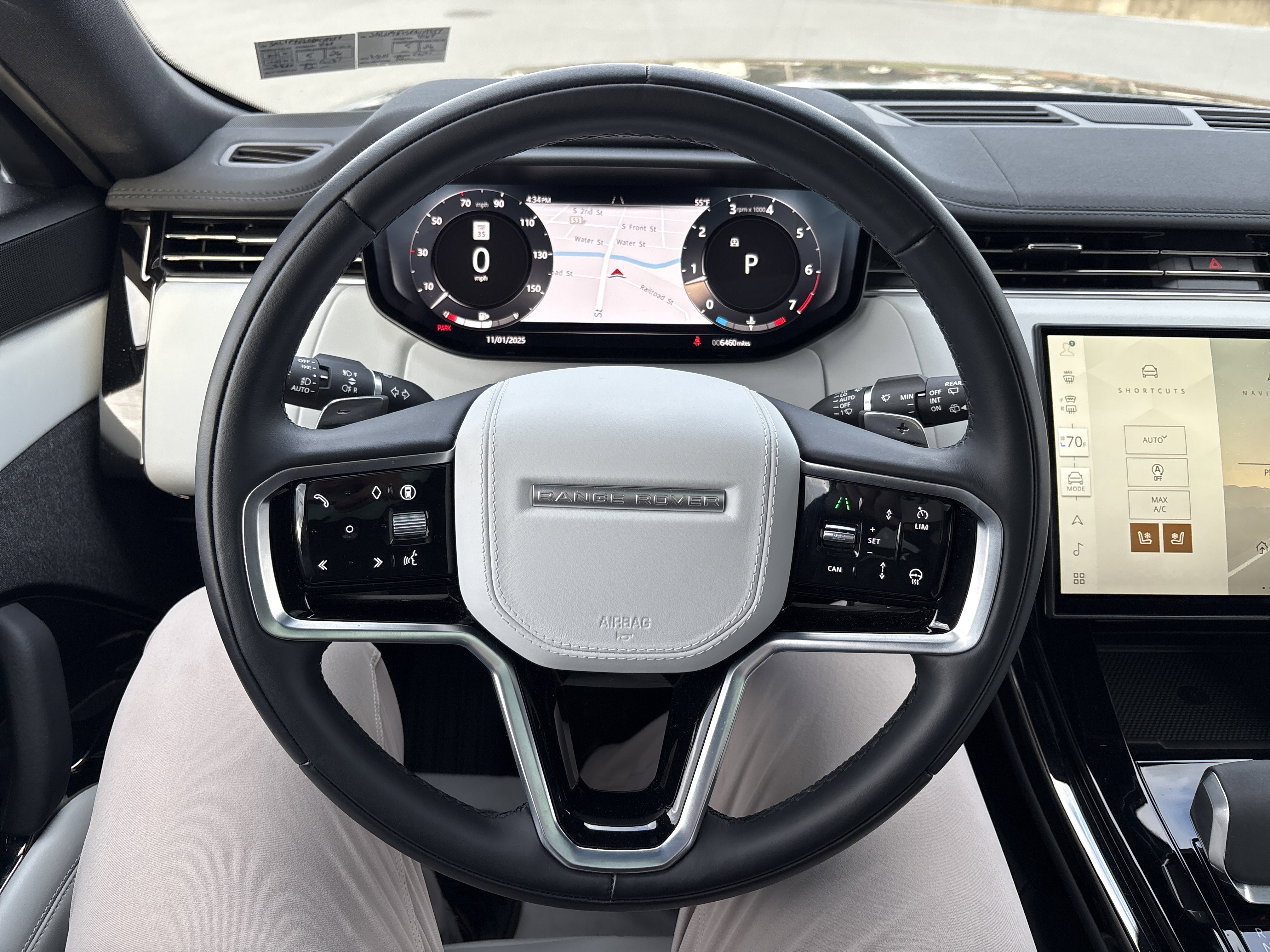 Used 2024 Land Rover Range Rover Sport SE image 17