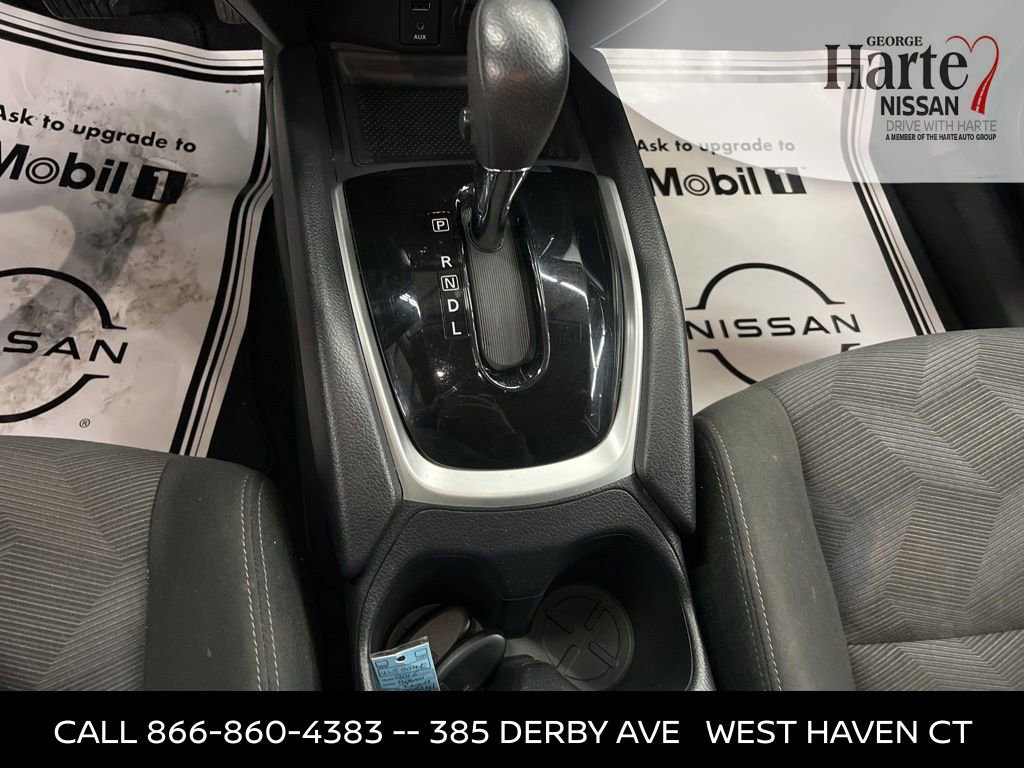 Used 2016 Nissan Rogue SV image 51