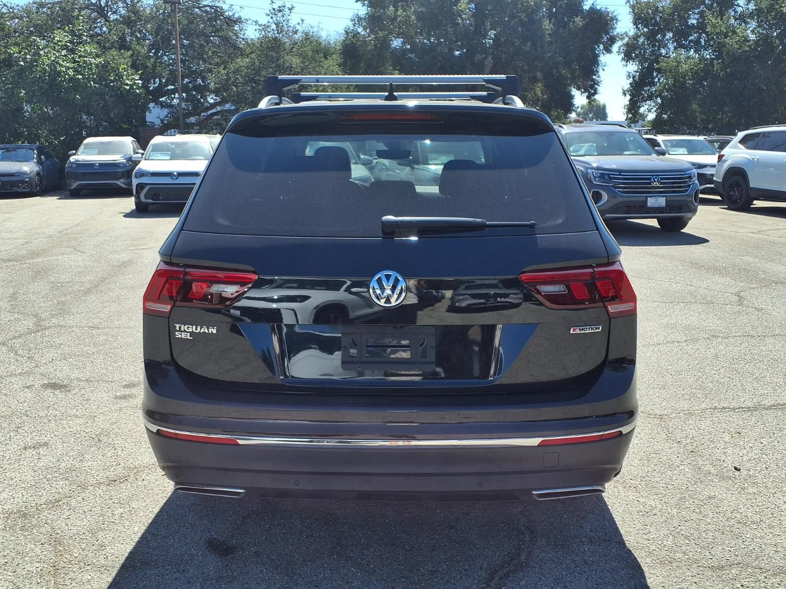 Used 2019 Volkswagen Tiguan SEL Premium AWD/4WD image 6