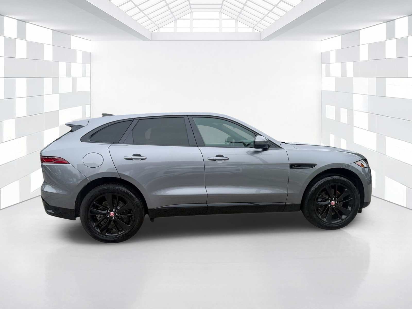 Used 2023 Jaguar F-PACE S AWD/4WD image 8