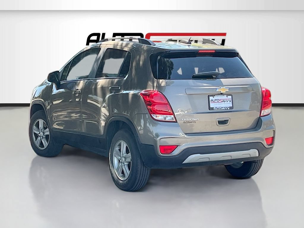 Used 2022 Chevrolet Trax LT w/ LT Convenience Package AWD/4WD image 5