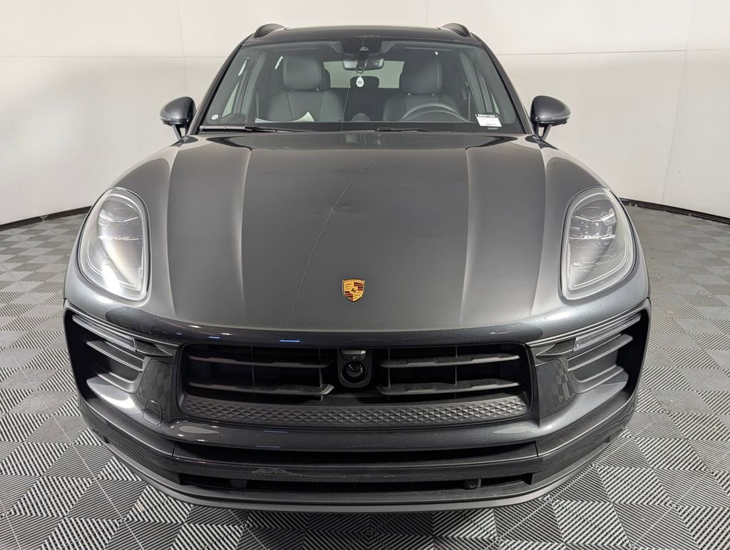 New 2026 Porsche Macan image 10