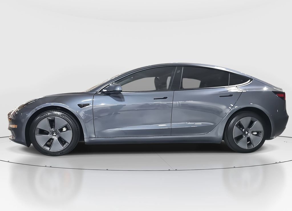 Used 2023 Tesla Model 3 Standard Range image 8