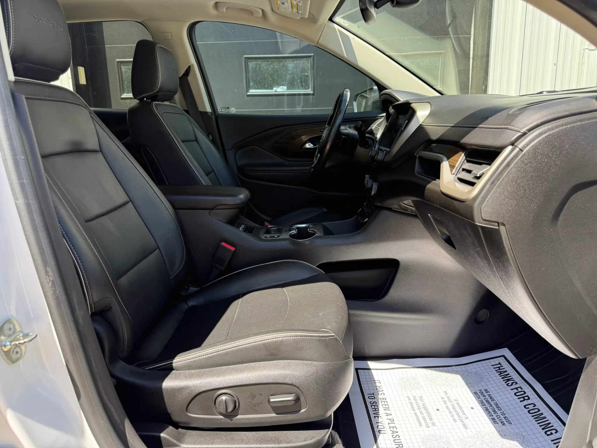 Used 2019 GMC Terrain Denali w/ Advanced Safety Package AWD/4WD image 9