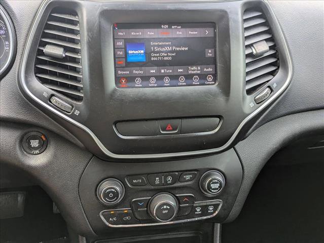 Used 2019 Jeep Cherokee Latitude Plus image 14