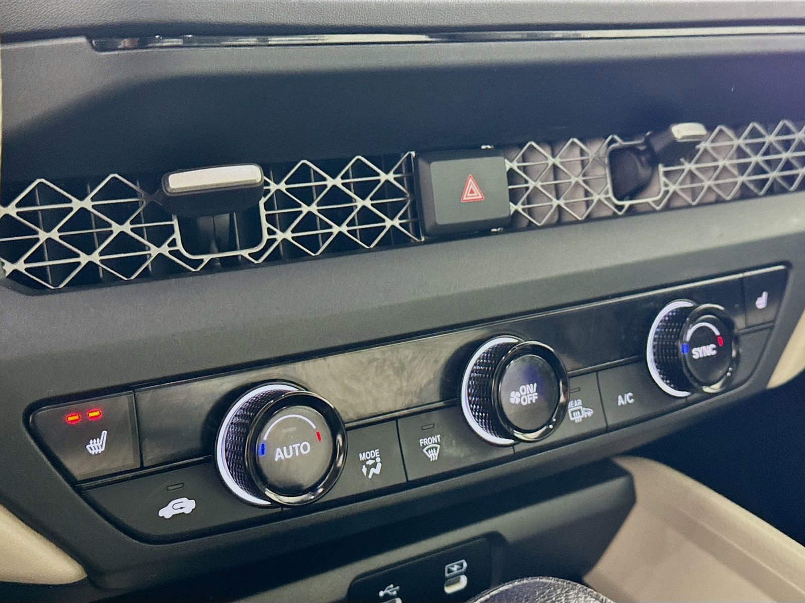 Used 2023 Honda Accord EX image 9