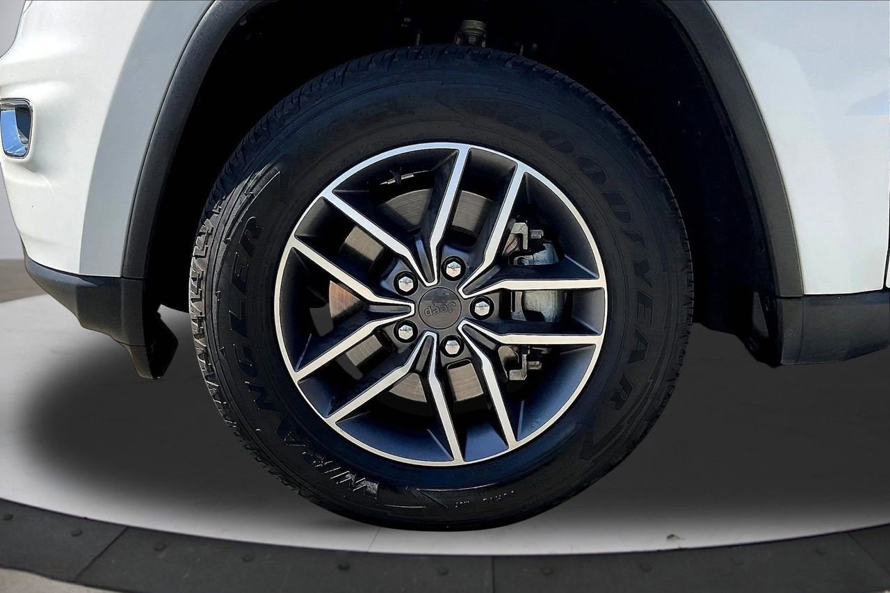 Certified 2021 Jeep Grand Cherokee Limited image 35