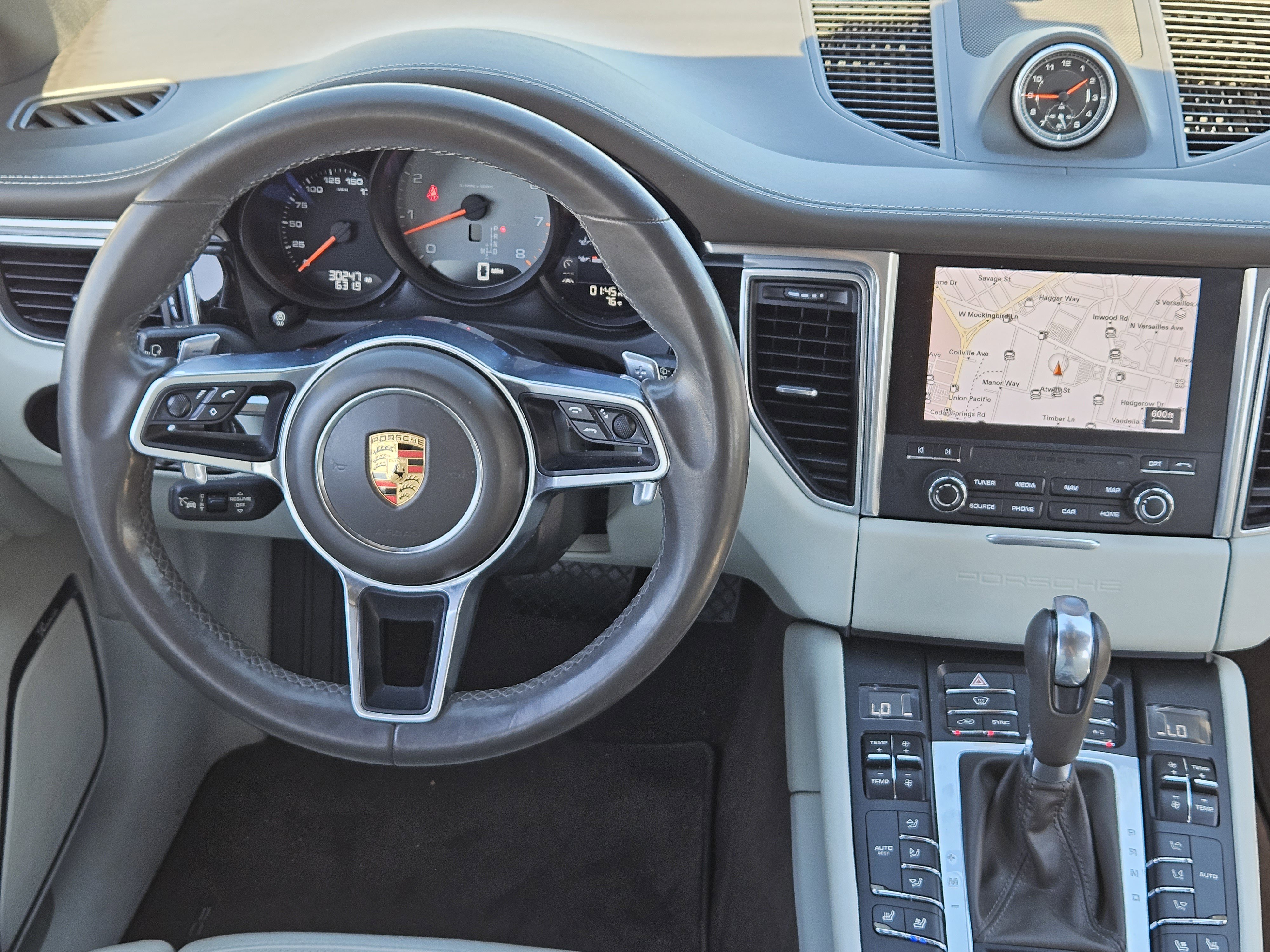 Used 2017 Porsche Macan S image 26