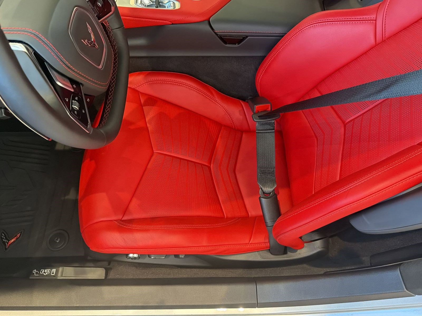 New 2026 Chevrolet Corvette Stingray Premium Conv w/ Z51 Performance Package image 9