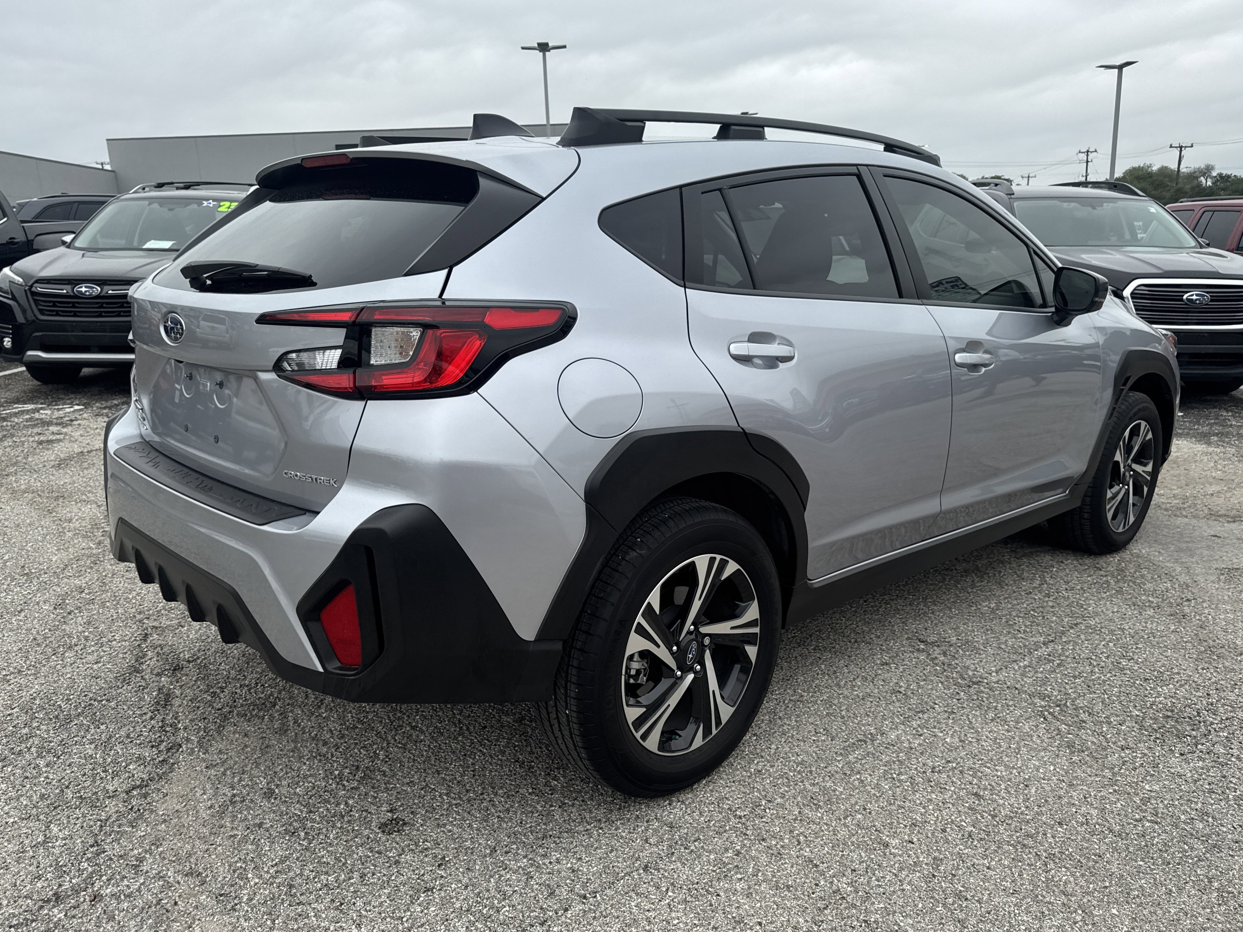 Certified 2024 Subaru Crosstrek 2.0i Premium w/ Crosstrek Mirror Package AWD/4WD image 5