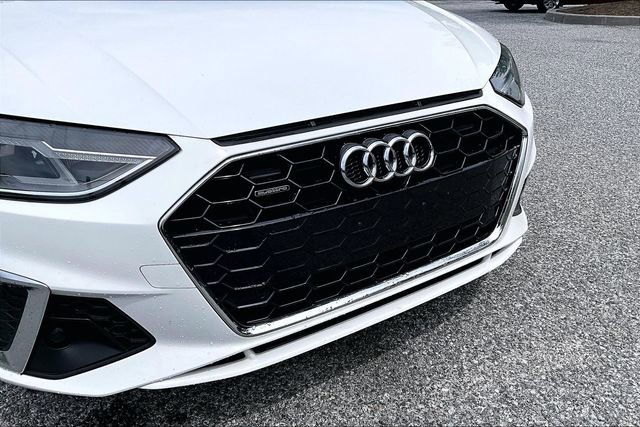 Used 2020 Audi A4 2.0T Premium w/ Convenience Package AWD/4WD image 5