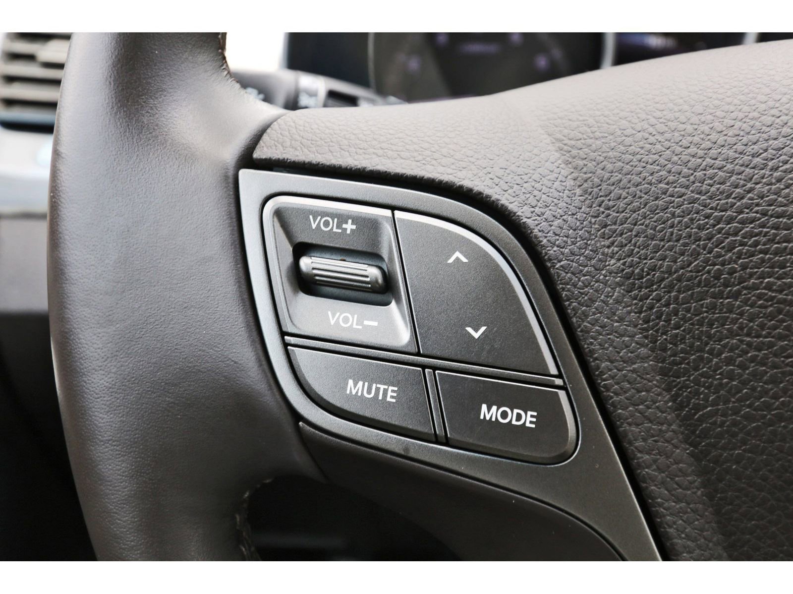 Used 2017 Hyundai Santa Fe Sport image 18