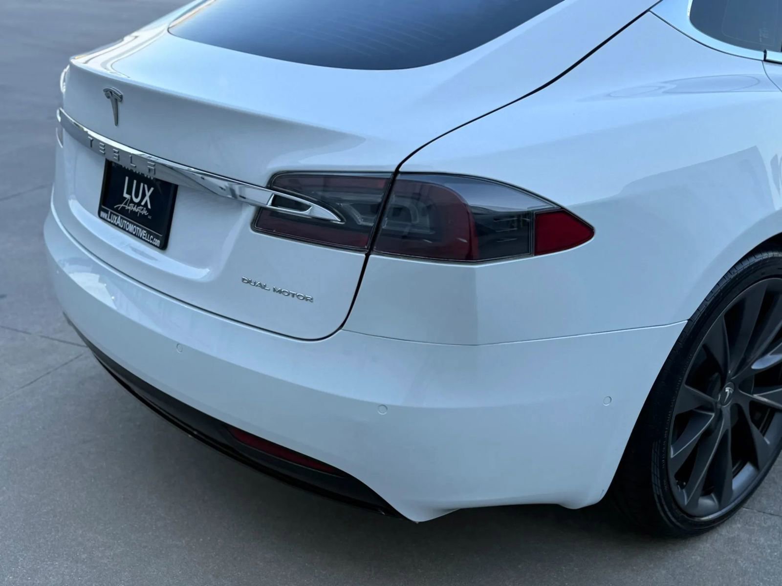 Used 2020 Tesla Model S AWD image 8
