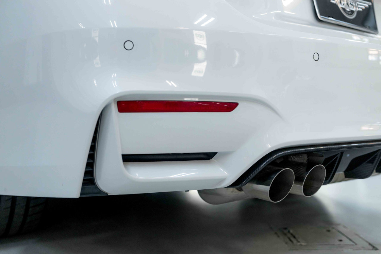 Used 2019 BMW M4 CS w/ Executive Package image 32