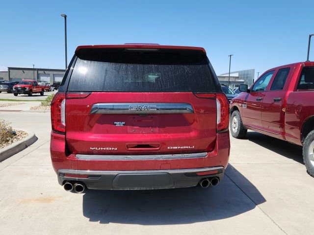 Used 2023 GMC Yukon XL Denali Ultimate w/ LPO, Floor Liner Package image 3