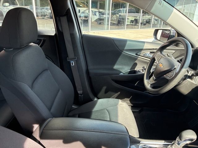 Used 2025 Chevrolet Malibu LT image 10