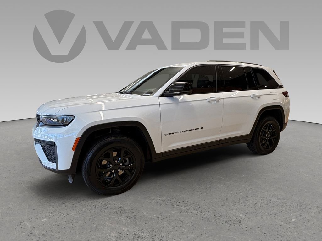 New 2026 Jeep Grand Cherokee Altitude RWD image 21