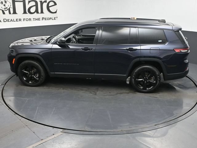 Used 2024 Jeep Grand Cherokee L Limited w/ Black Appearance Package AWD/4WD image 44