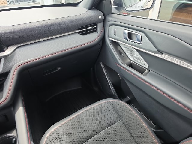 Used 2026 Ford Explorer ST w/ Sun And Sound Package AWD/4WD image 15