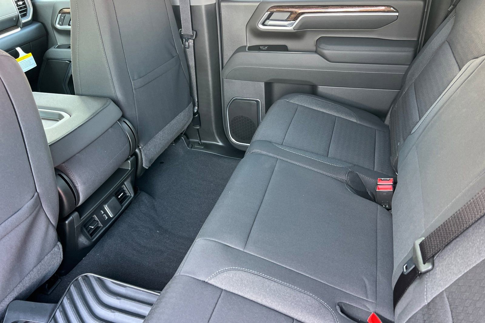 New 2026 GMC Sierra 2500 SLE image 10