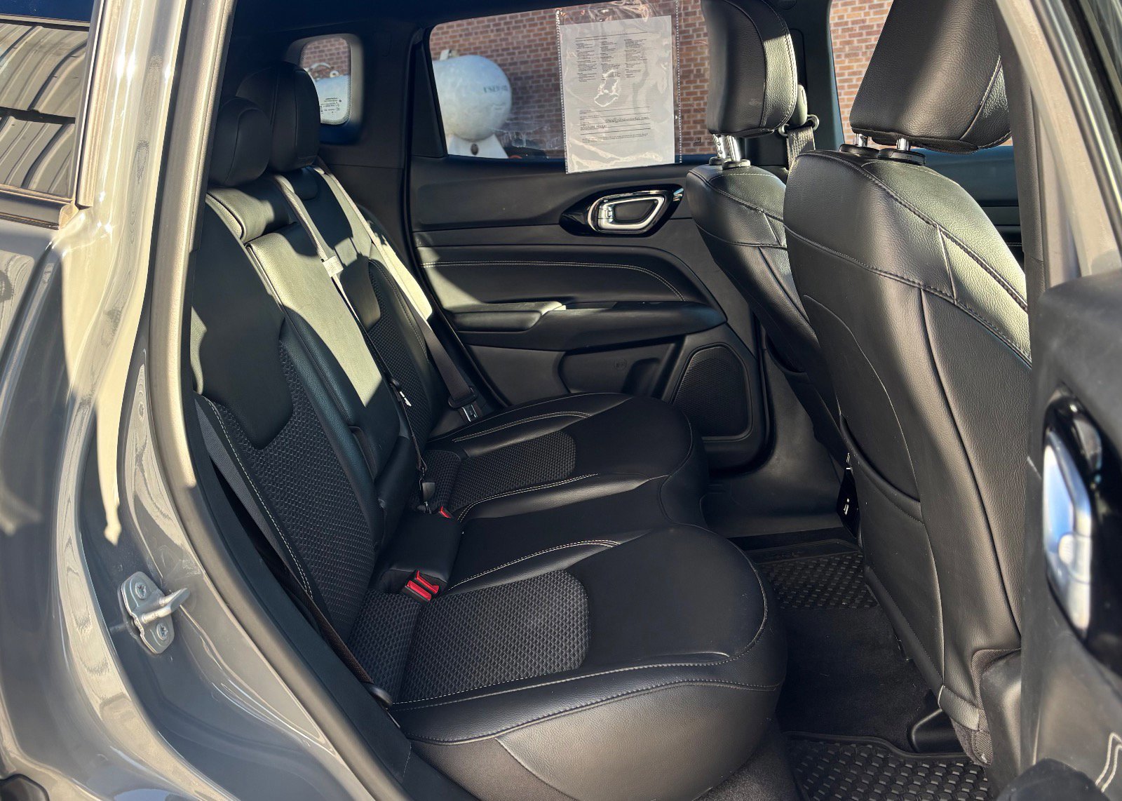 Used 2023 Jeep Compass Altitude w/ Convenience Group image 25