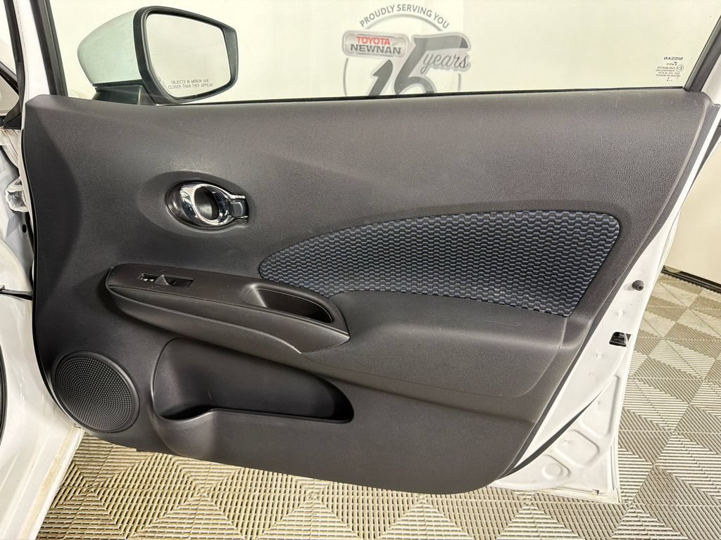Used 2016 Nissan Versa Note SV FWD image 14