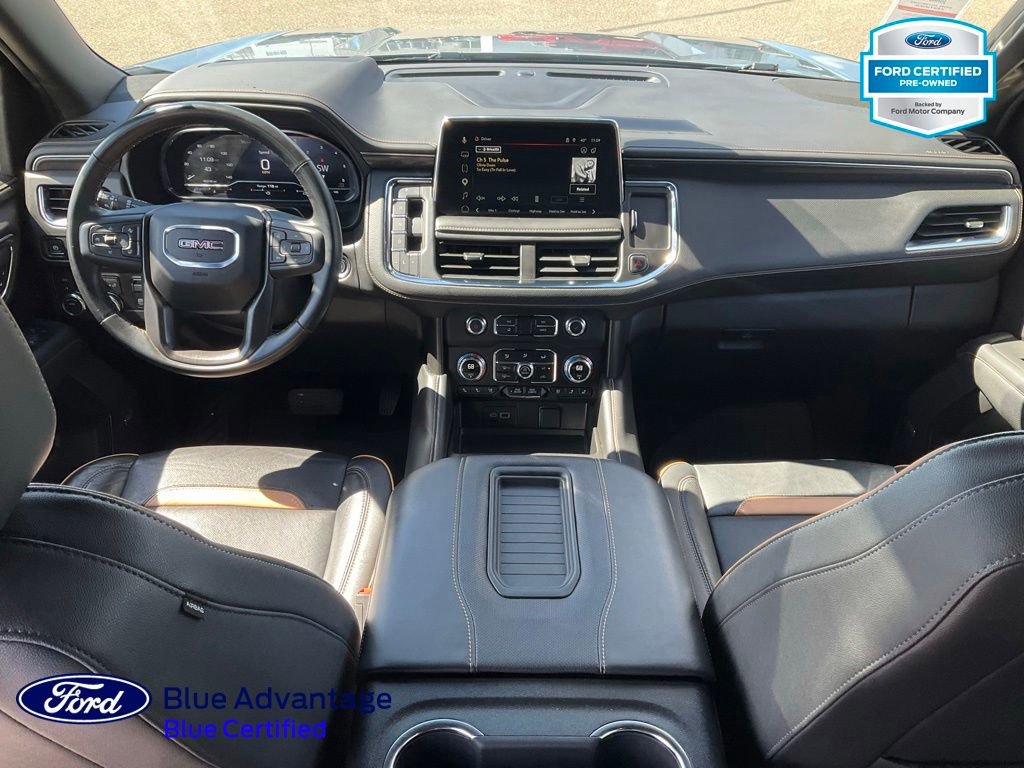Used 2024 GMC Yukon AT4 w/ Technology Package AWD/4WD image 3