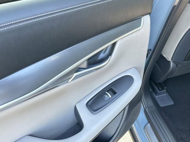 Used 2025 INFINITI QX50 Luxe image 16