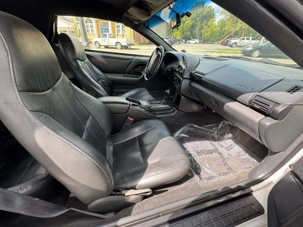 Used 1995 Chevrolet Camaro Z28 RWD image 6