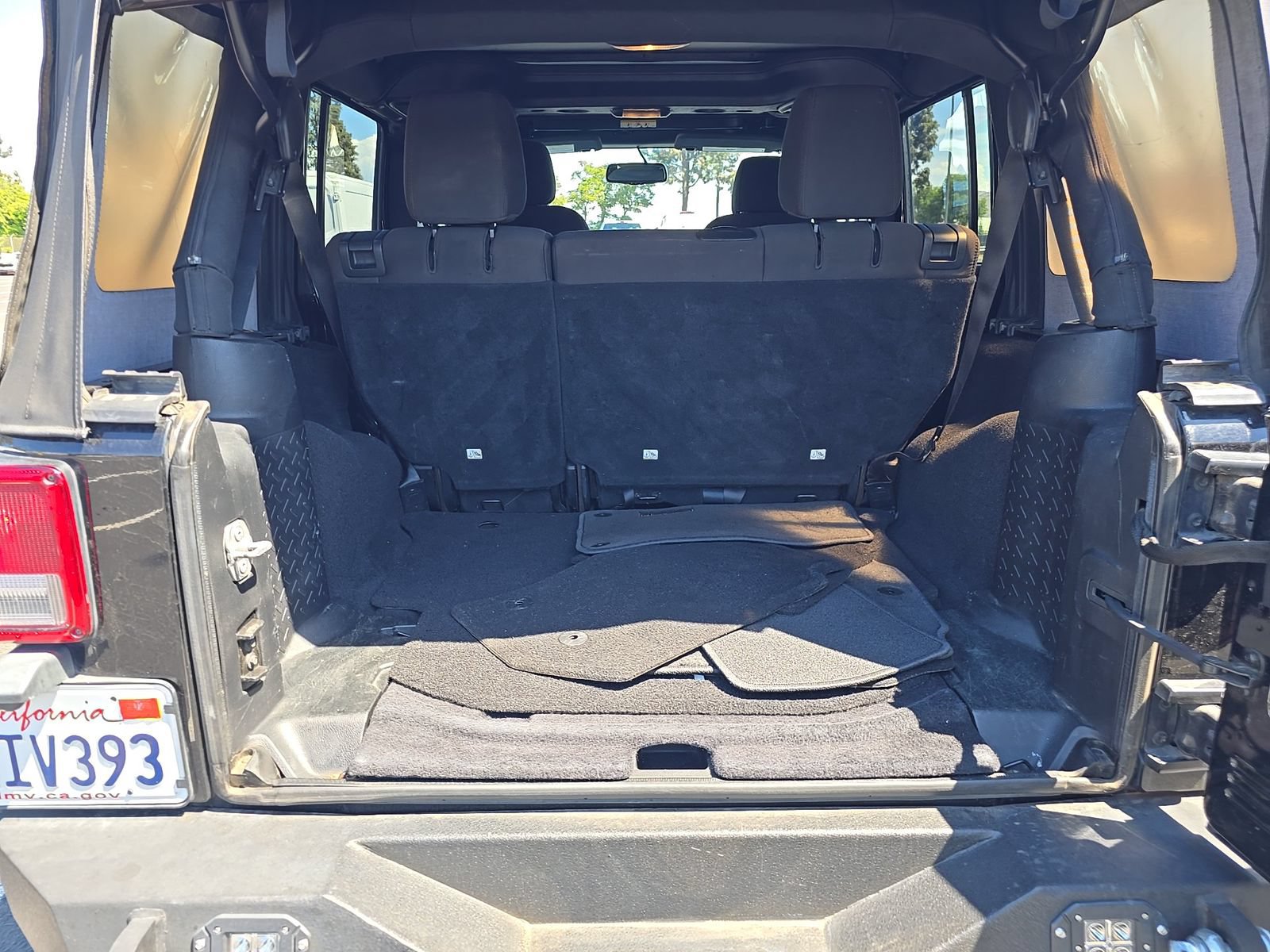 Used 2016 Jeep Wrangler Unlimited Sport w/ Quick Order Package 24S AWD/4WD image 14