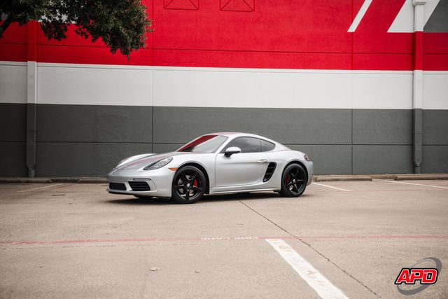 Used 2017 Porsche 718 Cayman RWD image 19