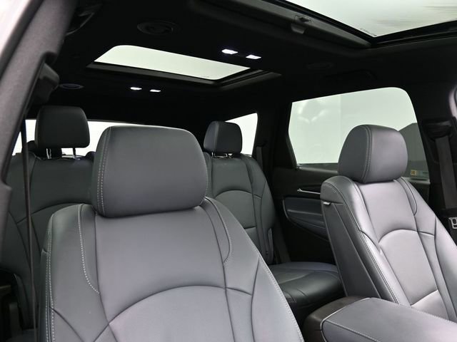 Used 2024 Buick Enclave Essence w/ Experience Buick Package image 30