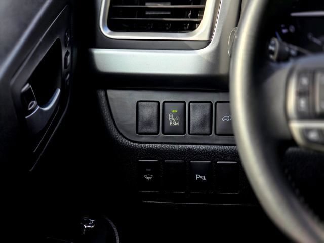 Used 2015 Toyota Highlander Limited AWD/4WD image 22