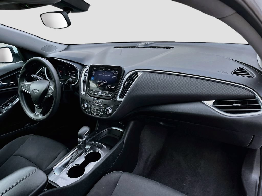 Used 2021 Chevrolet Malibu LT FWD image 26