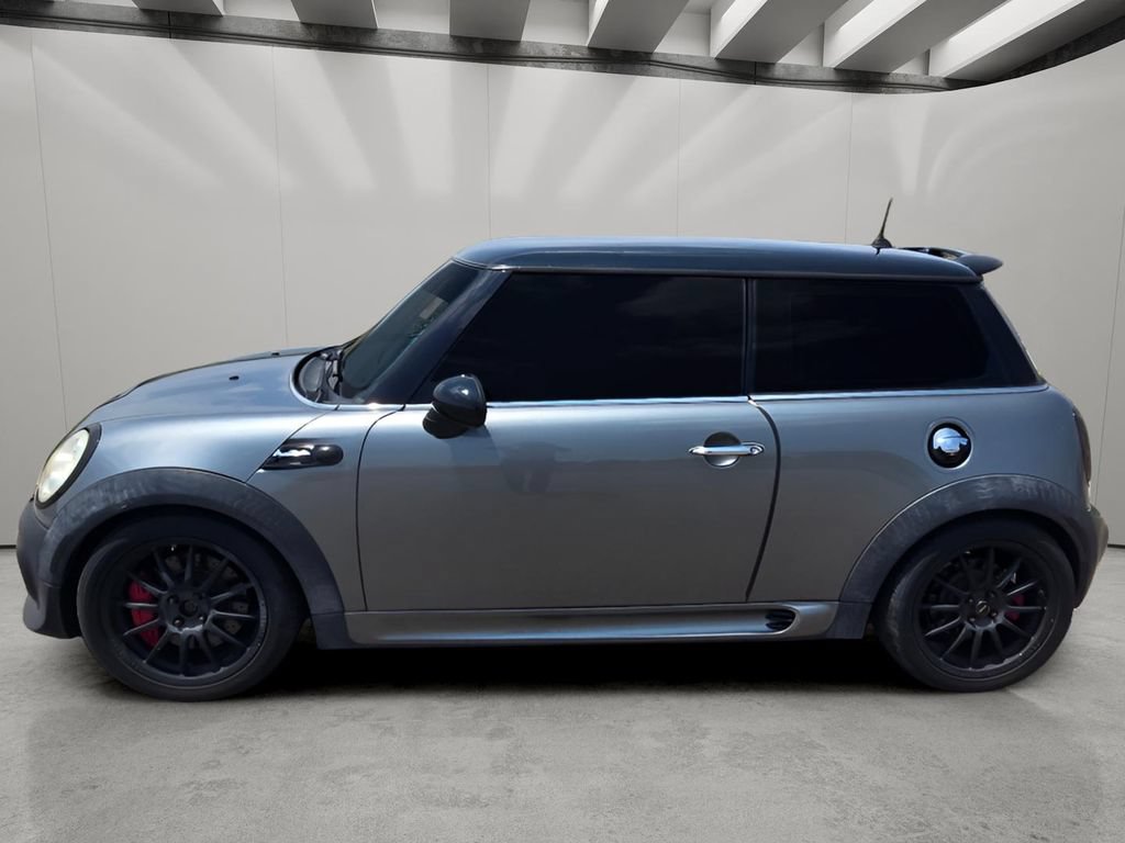 Used 2009 MINI Cooper John Cooper Works FWD image 2