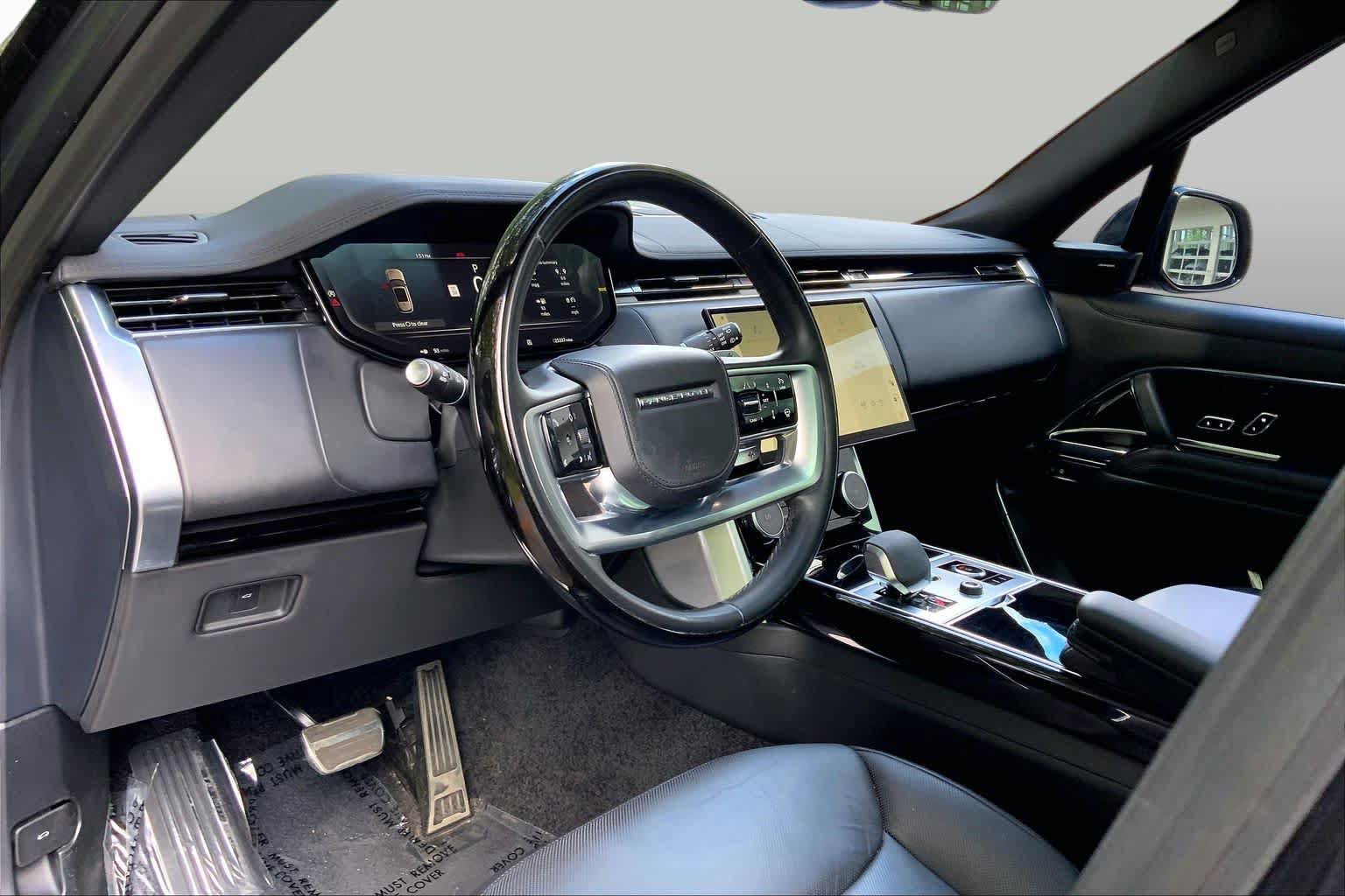 Used 2023 Land Rover Range Rover SE AWD/4WD image 16