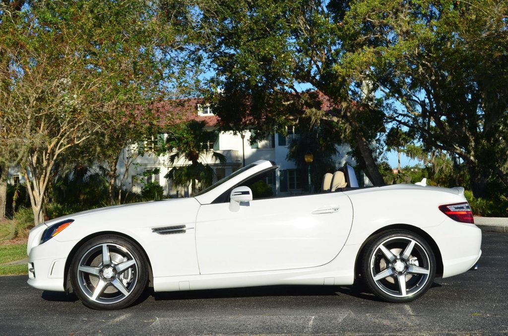 Used 2015 Mercedes-Benz SLK 250 image 30